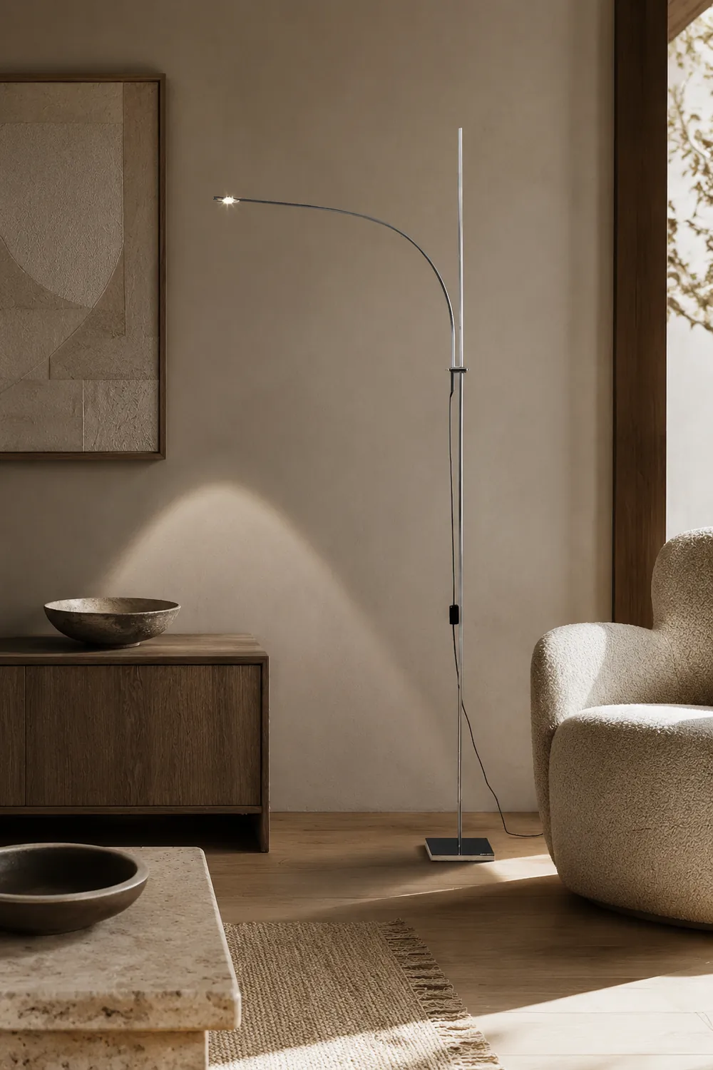 Metal Body Graceful Floor Lamp - Lumpaz