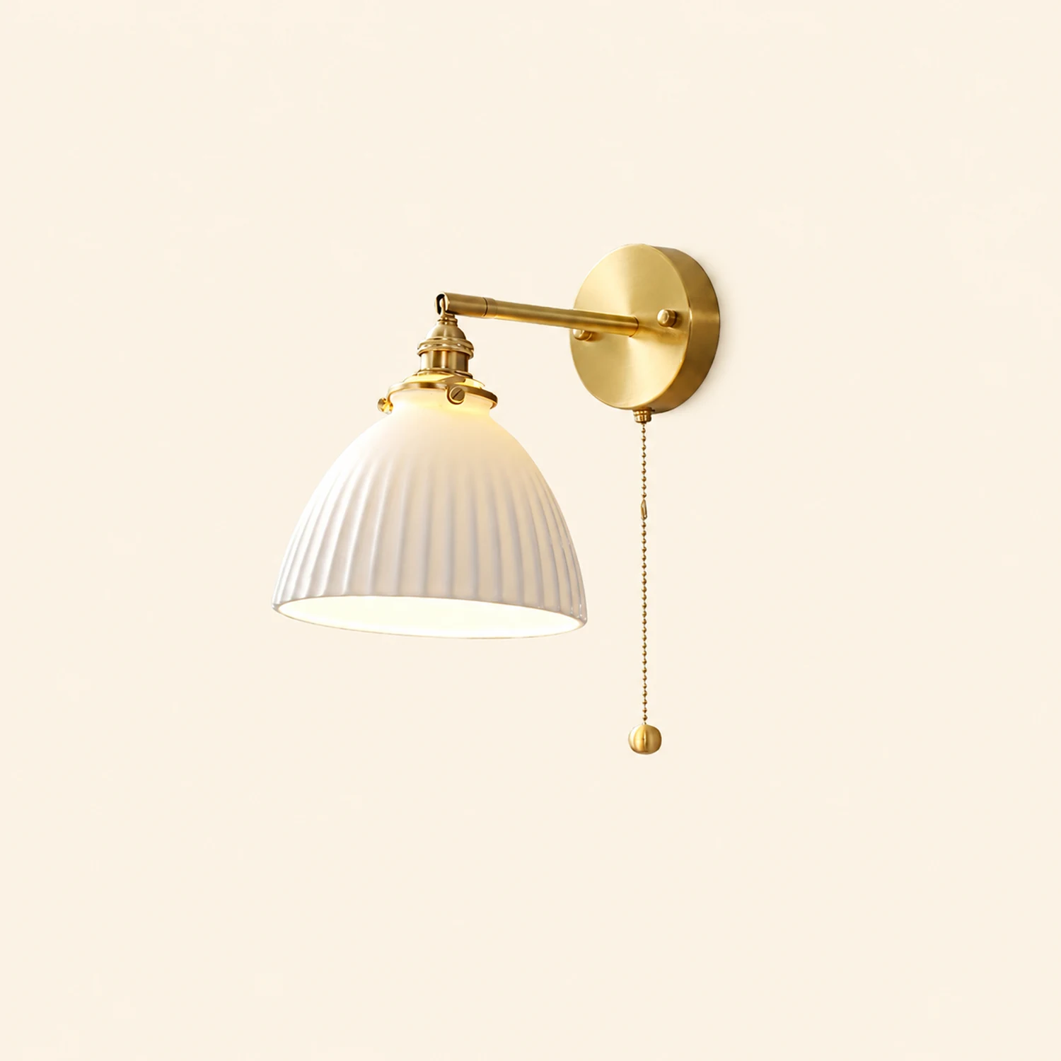Brass Pleated Ceramic Wall Lamp - Lumpaz