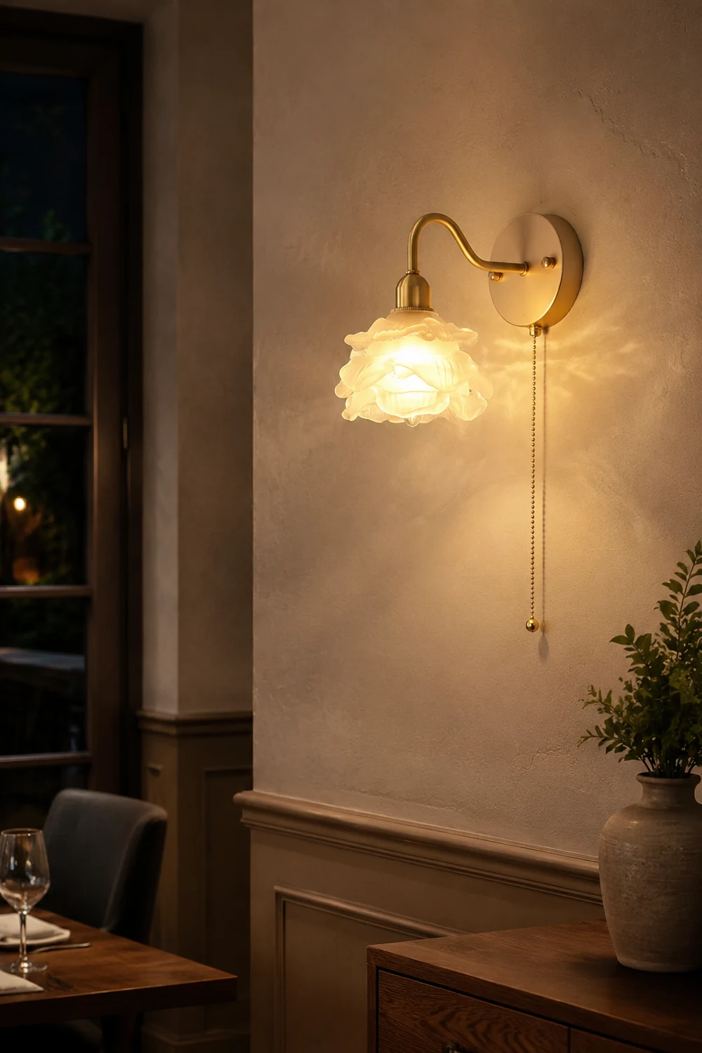 Rose Brass Wall Light - Lumpaz