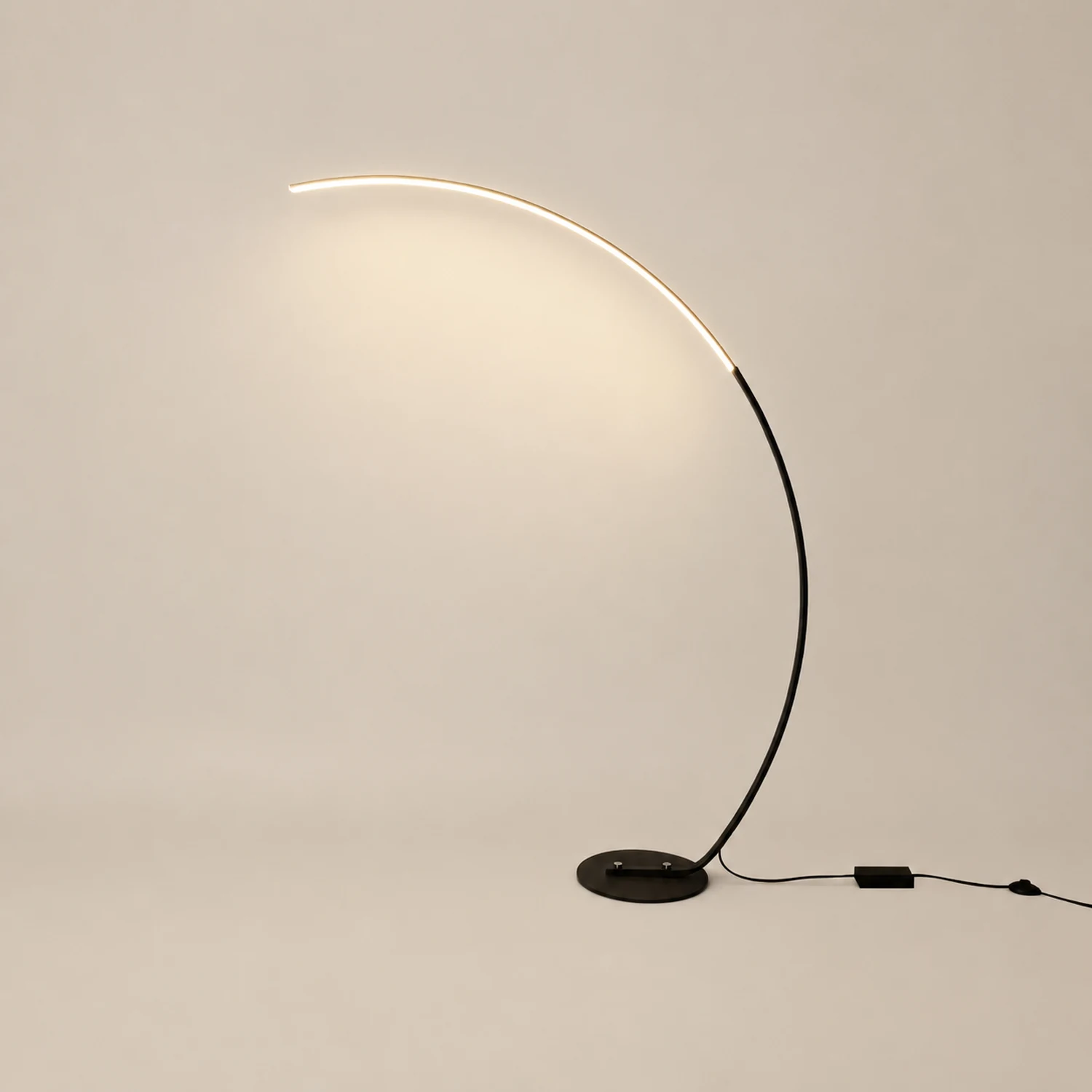 Arc Floor Lamp - Lumpaz