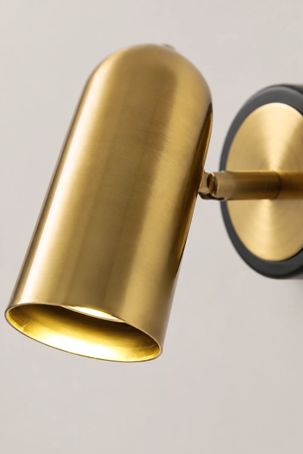 Leonardo Gold Wall Lamp - Lumpaz