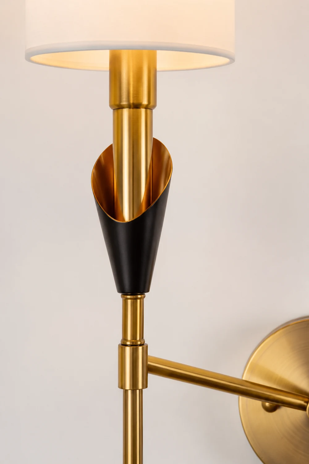 Tate Wall Lamp - Lumpaz