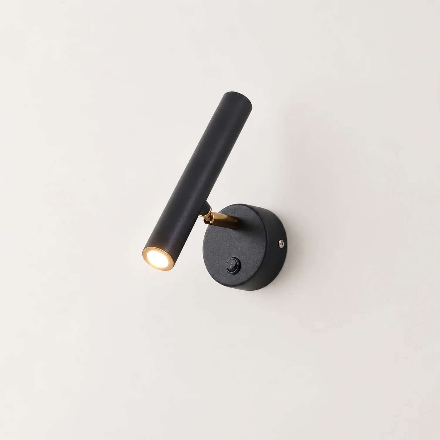 Slender Adjustable Wall Lamp - Lumpaz