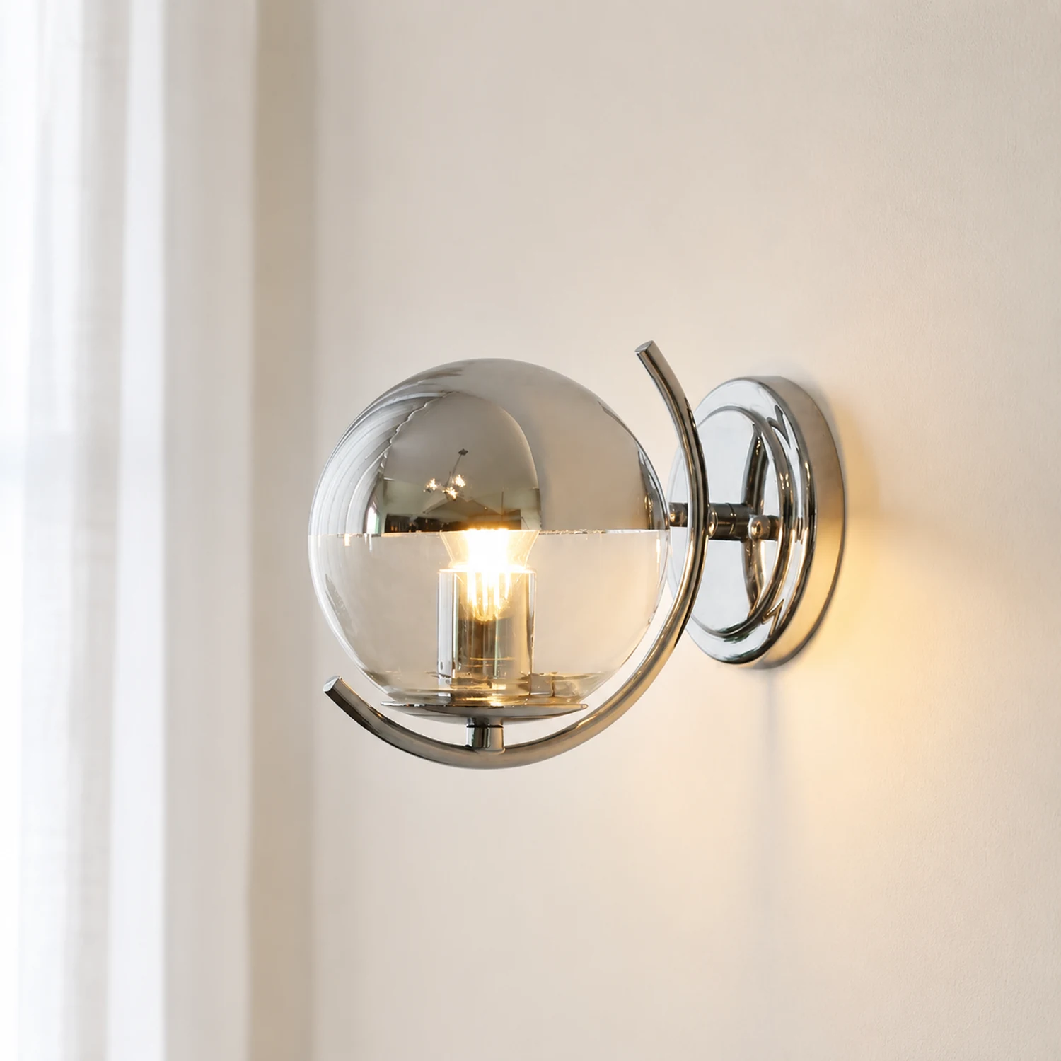 Space Ball Wall Lamp - Lumpaz