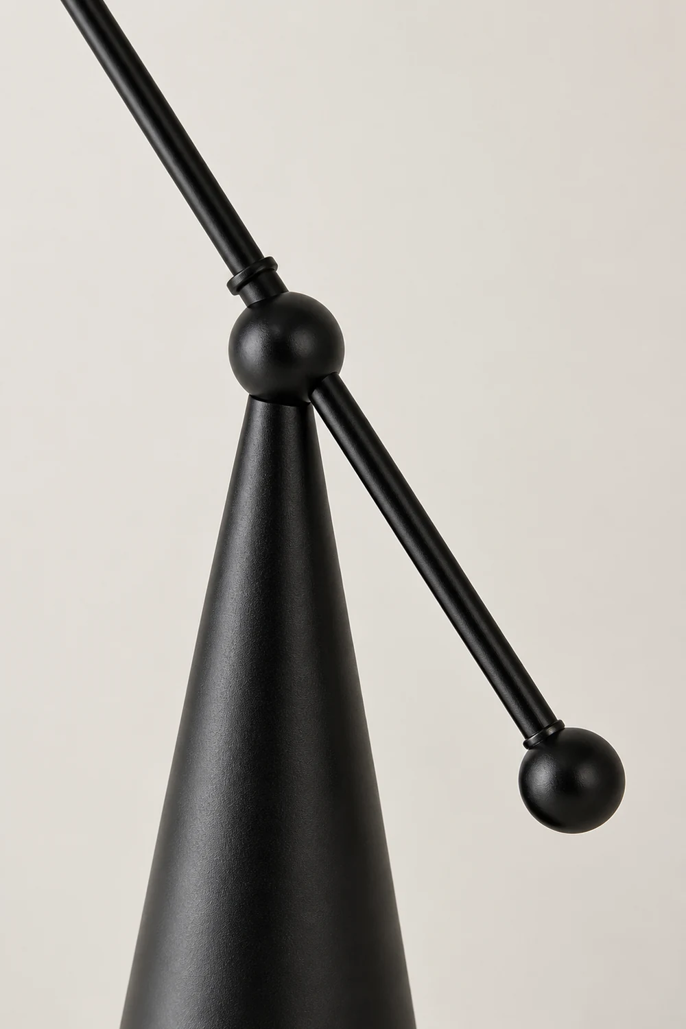Opal Arc Floor Lamp - Lumpaz