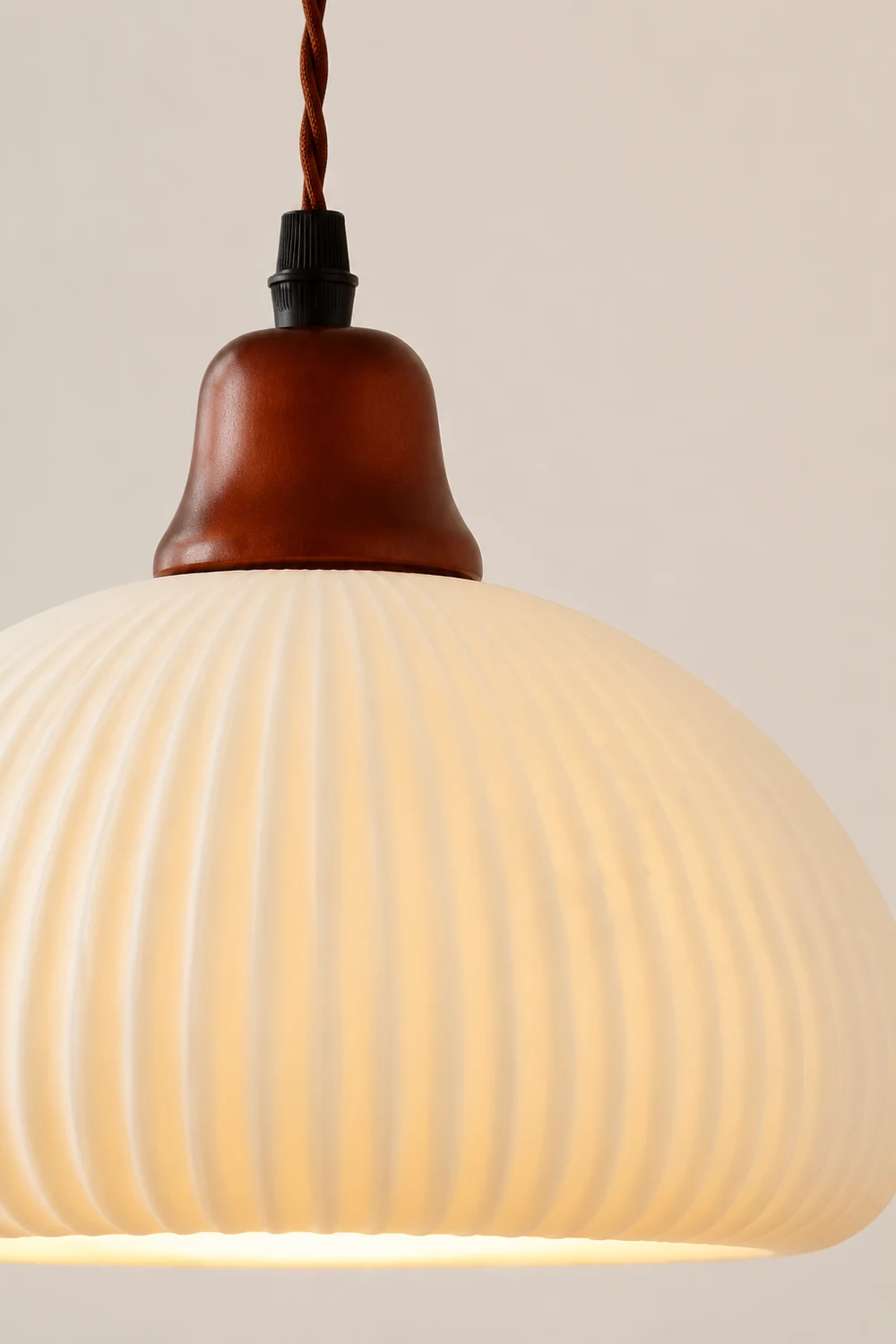 Vintage Nordic Ceramic White Pendant Light For Dining Room - Lumpaz