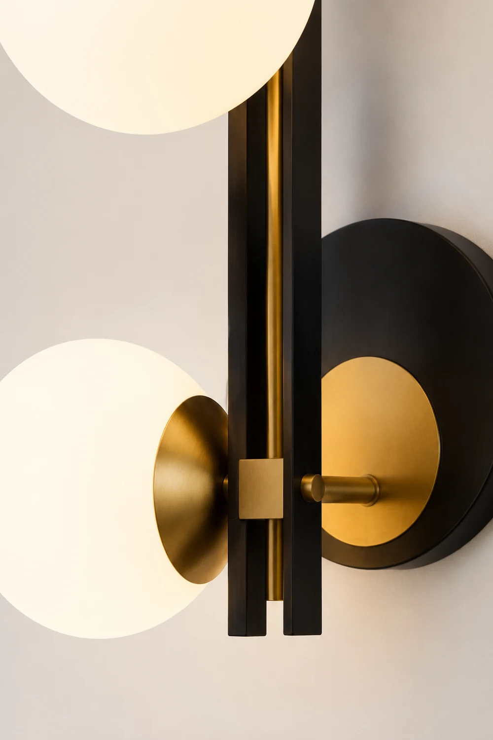 Planeta Wall Lamp - Lumpaz