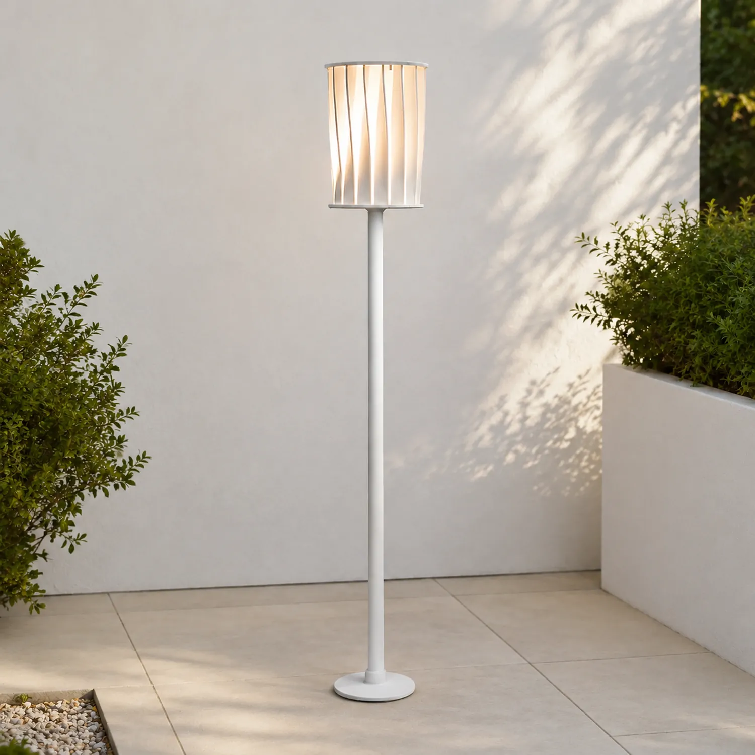 White Column Garden Light - Lumpaz