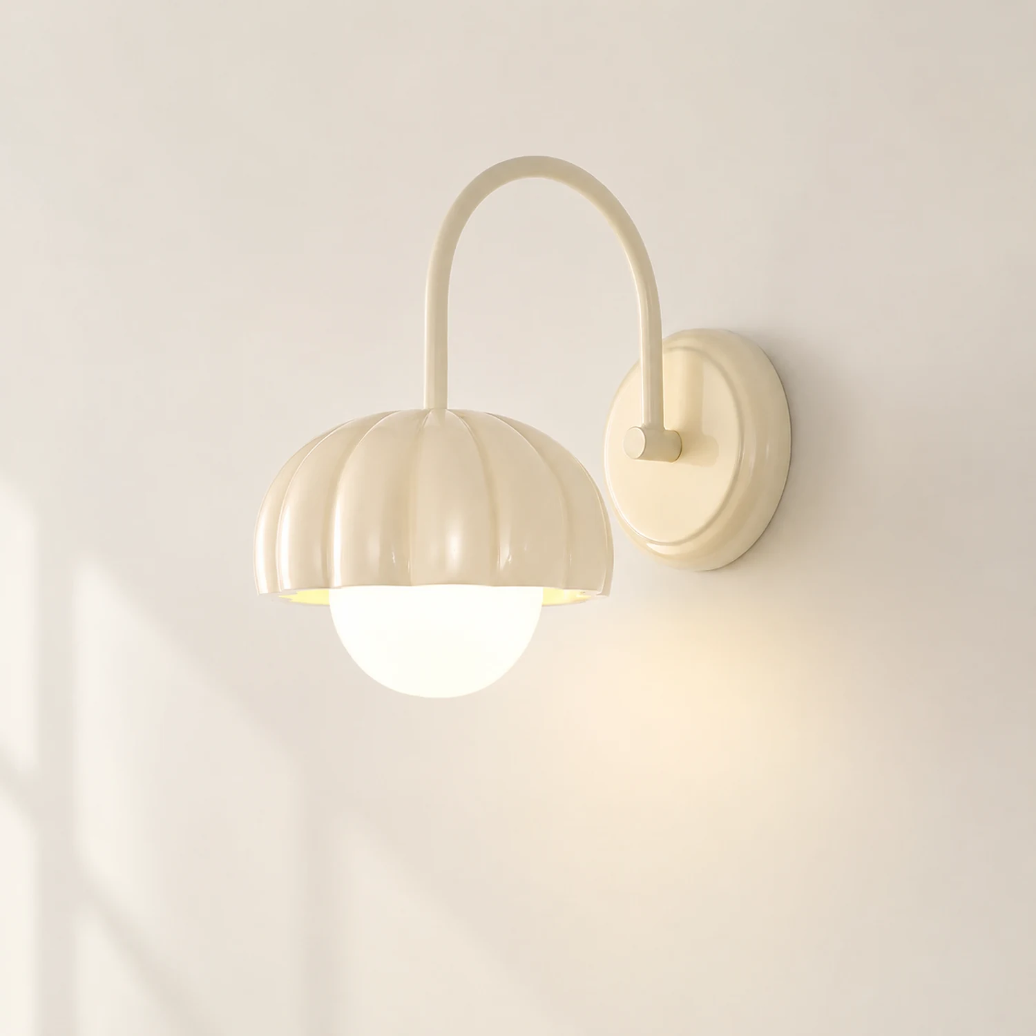 Creamy Pumpkin Wall Light - Lumpaz
