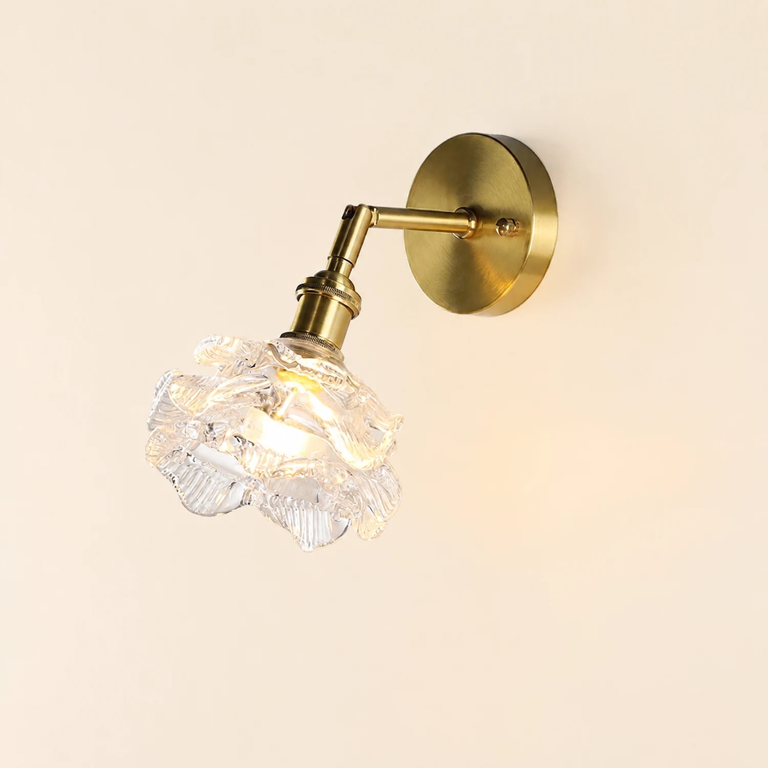 Kano Brass Wall Lamp - Lumpaz