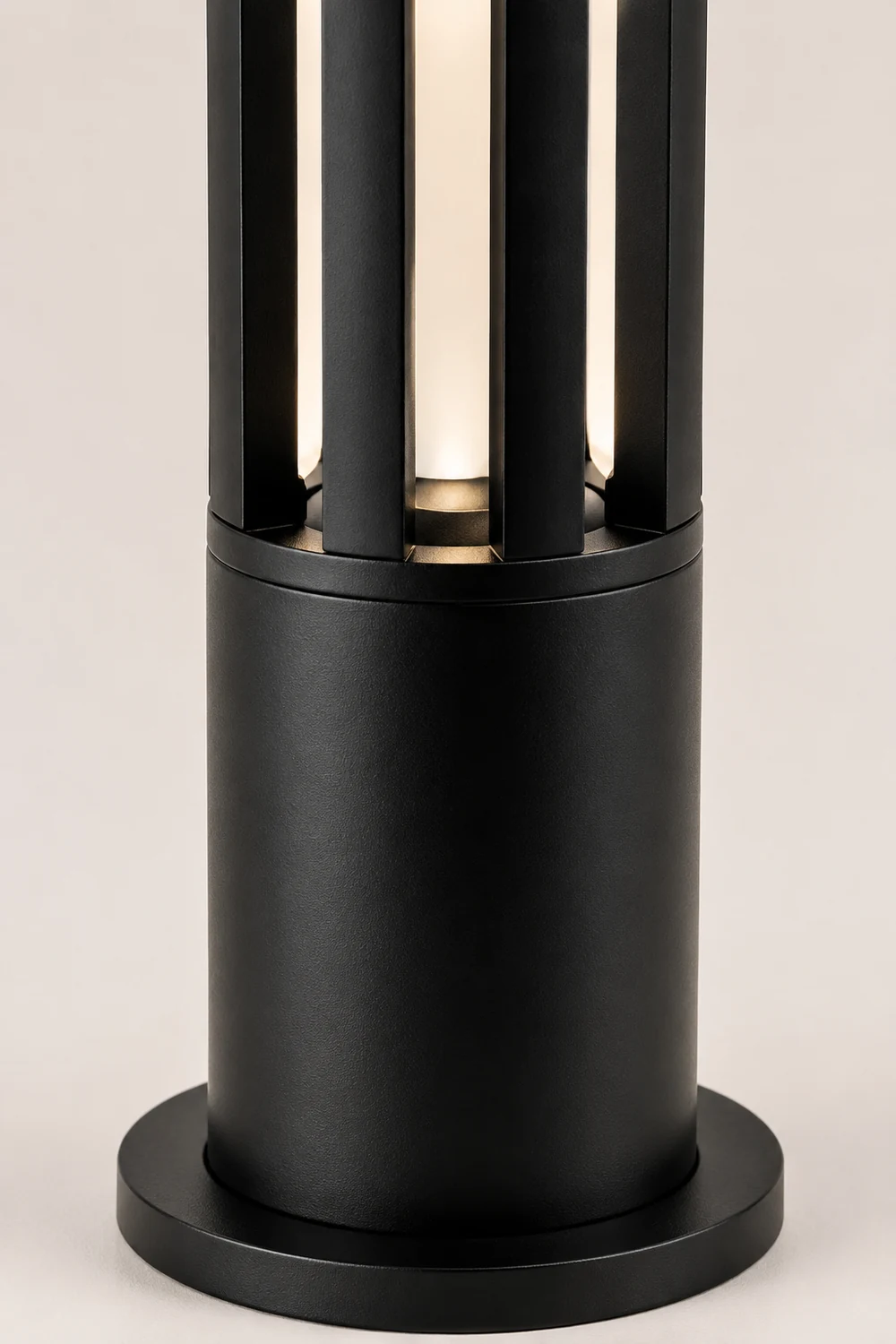 Black Cylindrical Garden Outdoor Light with Solar Panel - Lumpaz