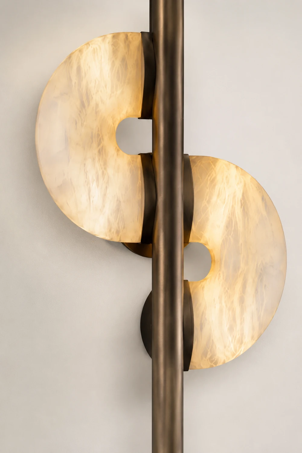 Dolly Alabaster Wall Lamp - Lumpaz
