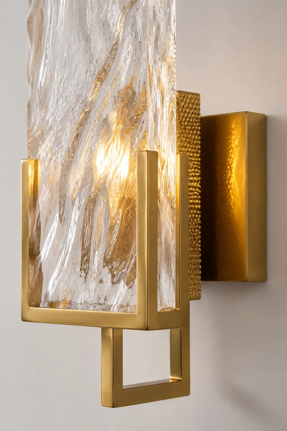 Ice Crystal Wall Lamp - Lumpaz