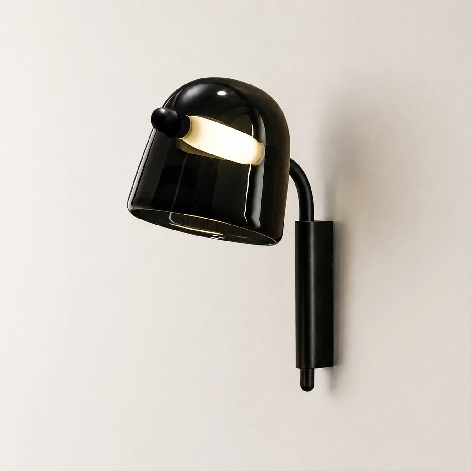 Mona Wall Lamp - Lumpaz