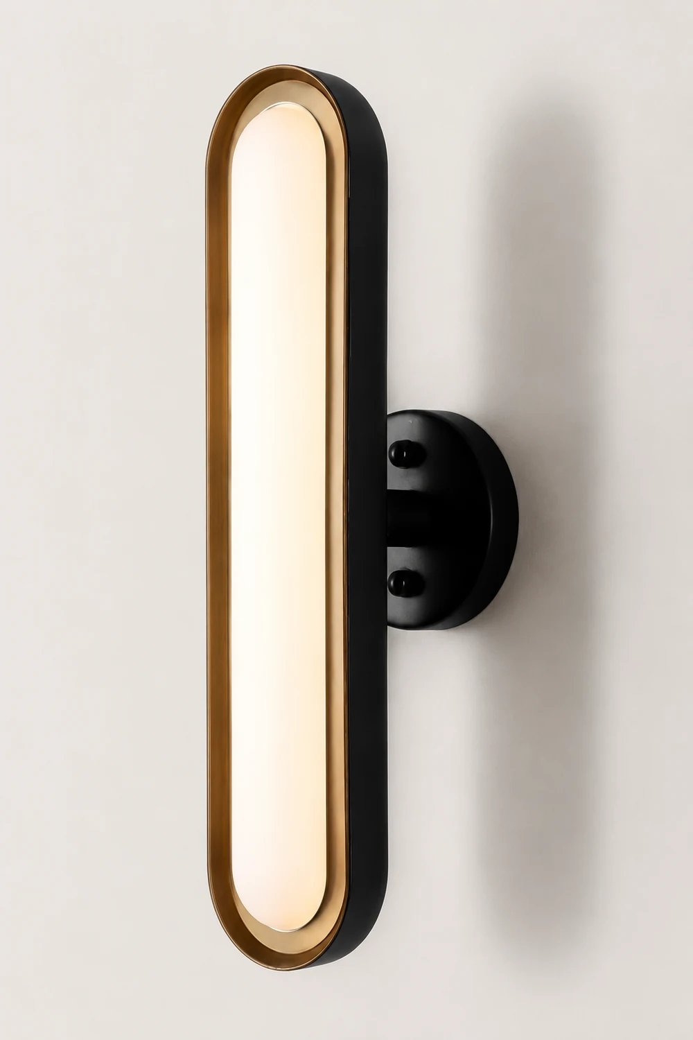 Capsule Wall Lamp - Lumpaz
