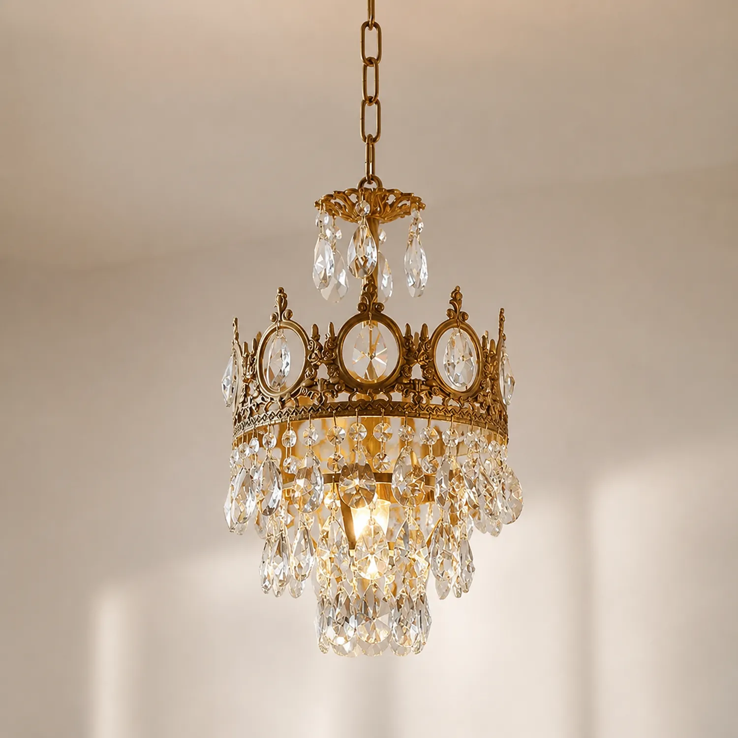 Retro French Gold Crystal Chandelier - Lumpaz