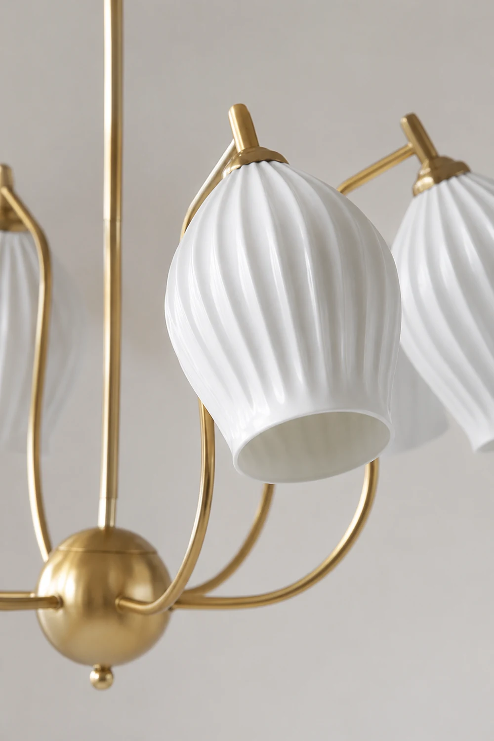 Modern Ceramics Flower shaped Warm Chandelier - Lumpaz