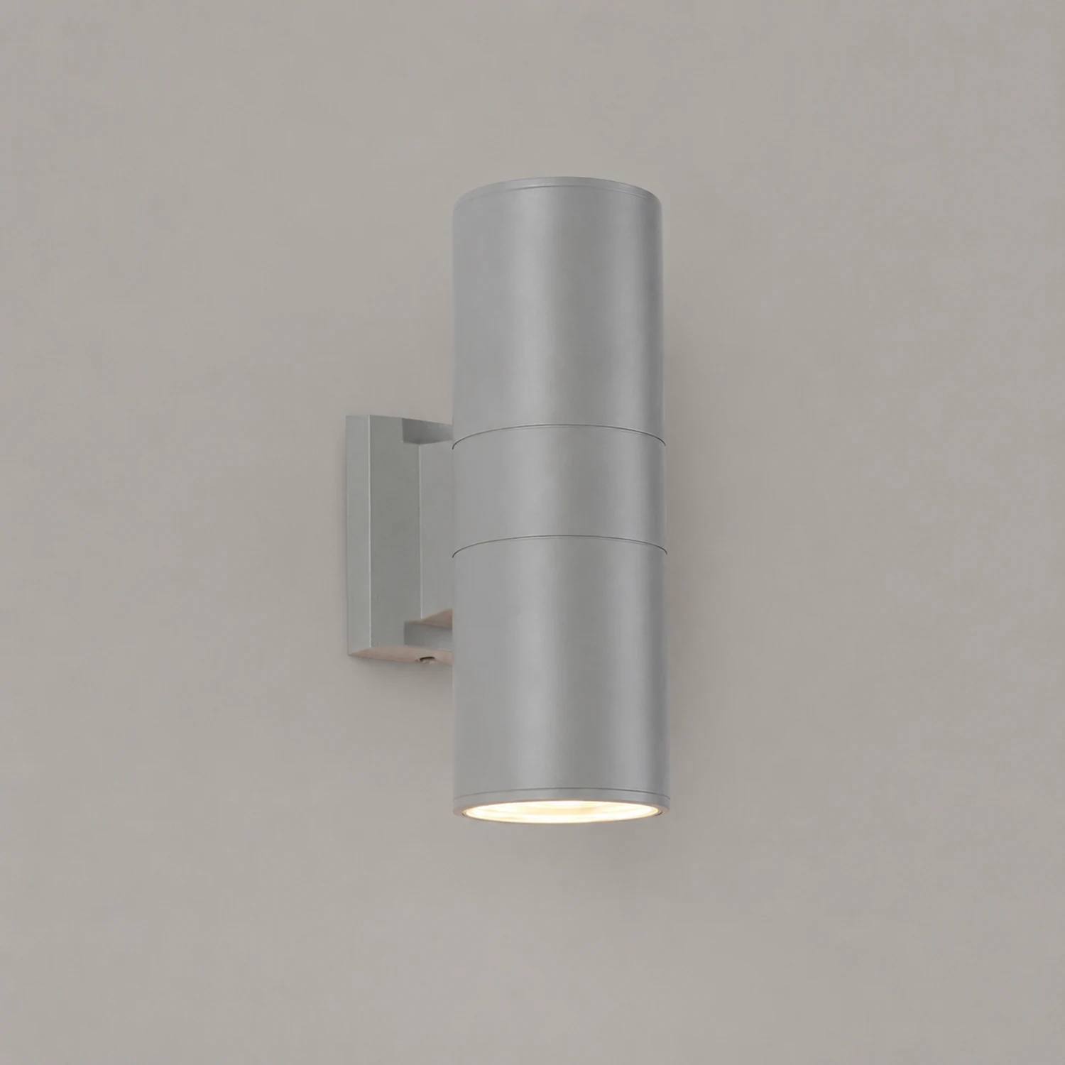 Cylindrical Outdoor Wall Light - Lumpaz