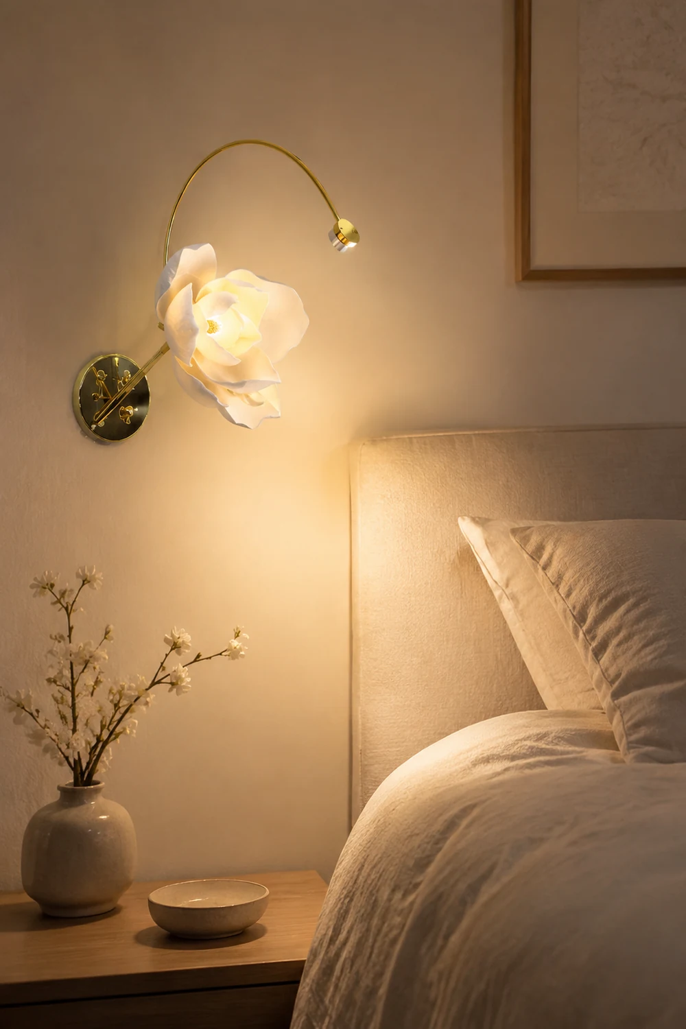 Lure Sconce - Lumpaz