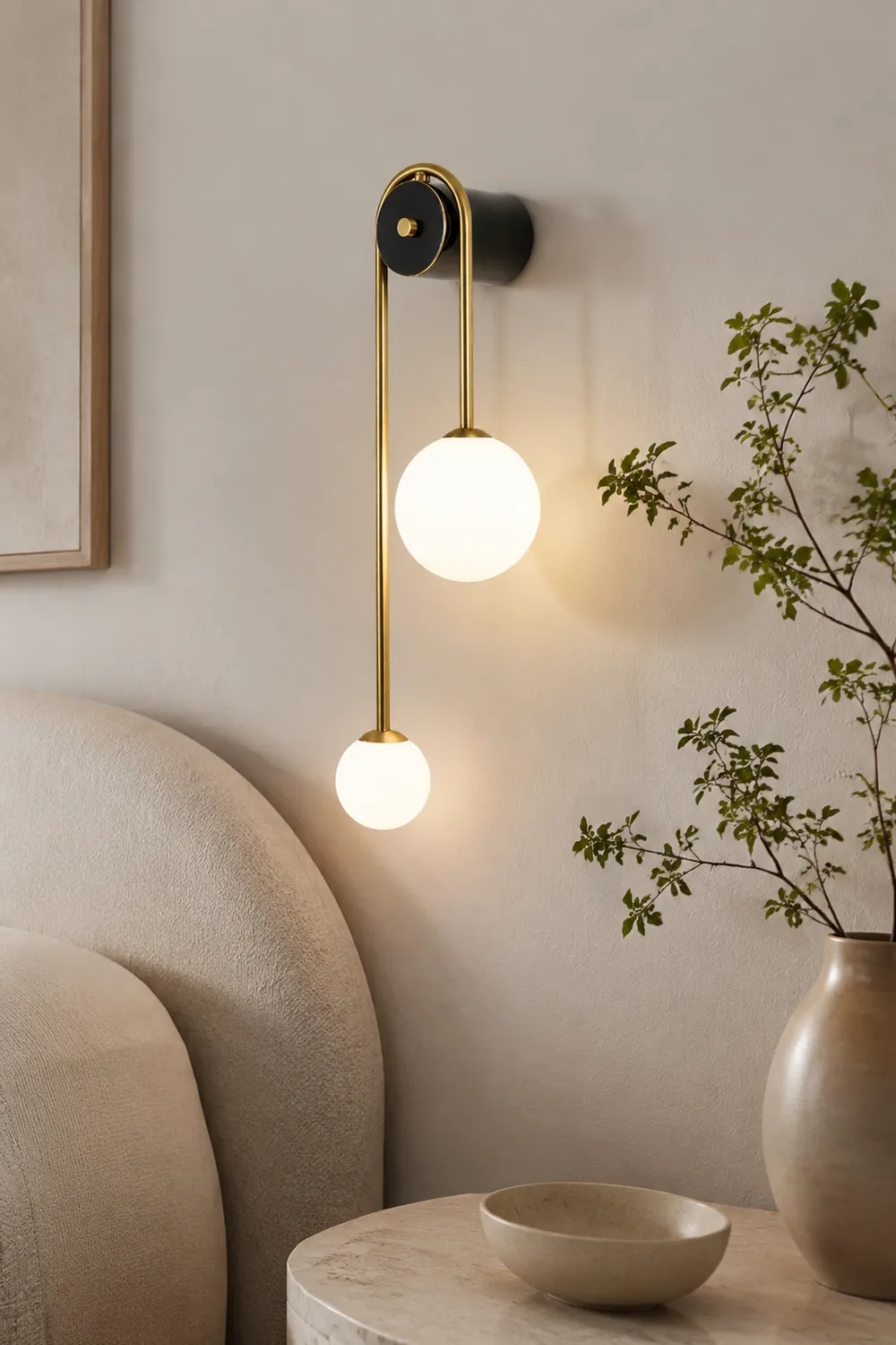 Brass Arc Wall Light - Lumpaz