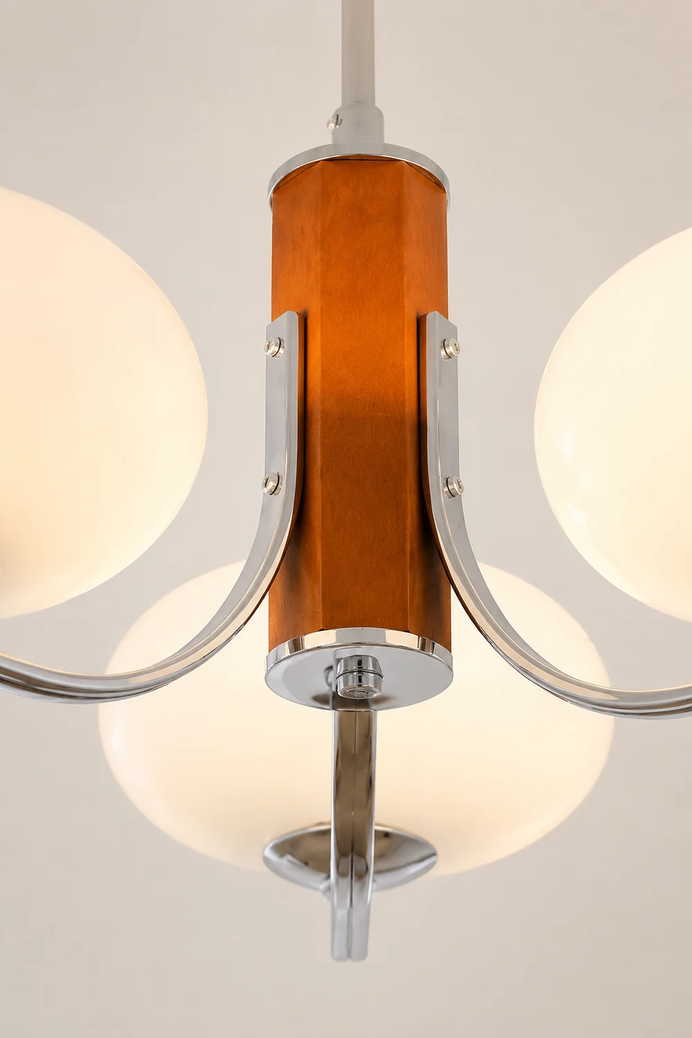 Medieval Bauhaus Solid Wood Chandelier - Lumpaz