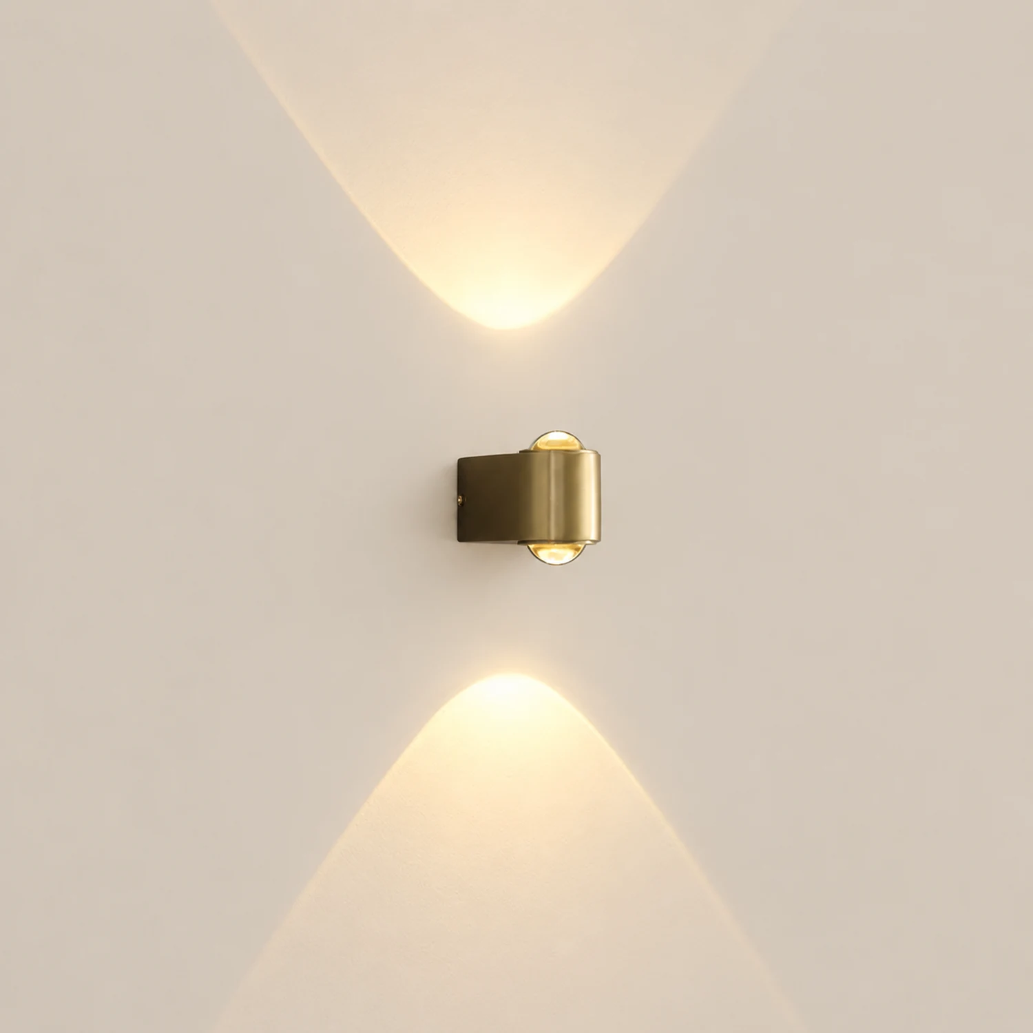 Kent Wall Lamp - Lumpaz