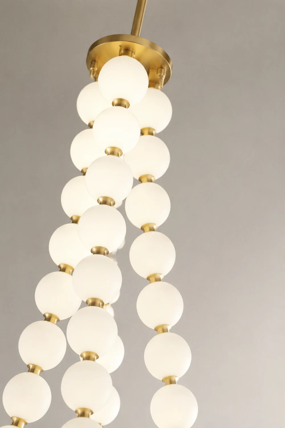 Art Deco White Bubble LED Chandelier For Staircase - Lumpaz