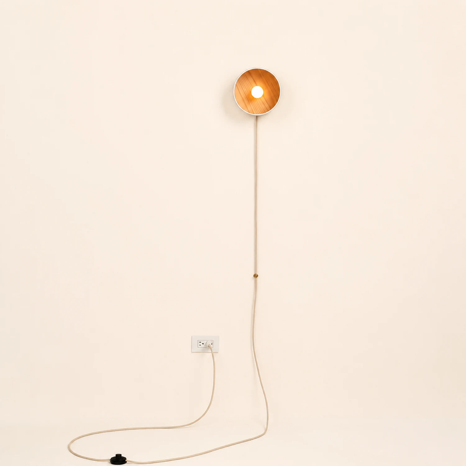 Funiculi Plug In Wall Lamp - Lumpaz