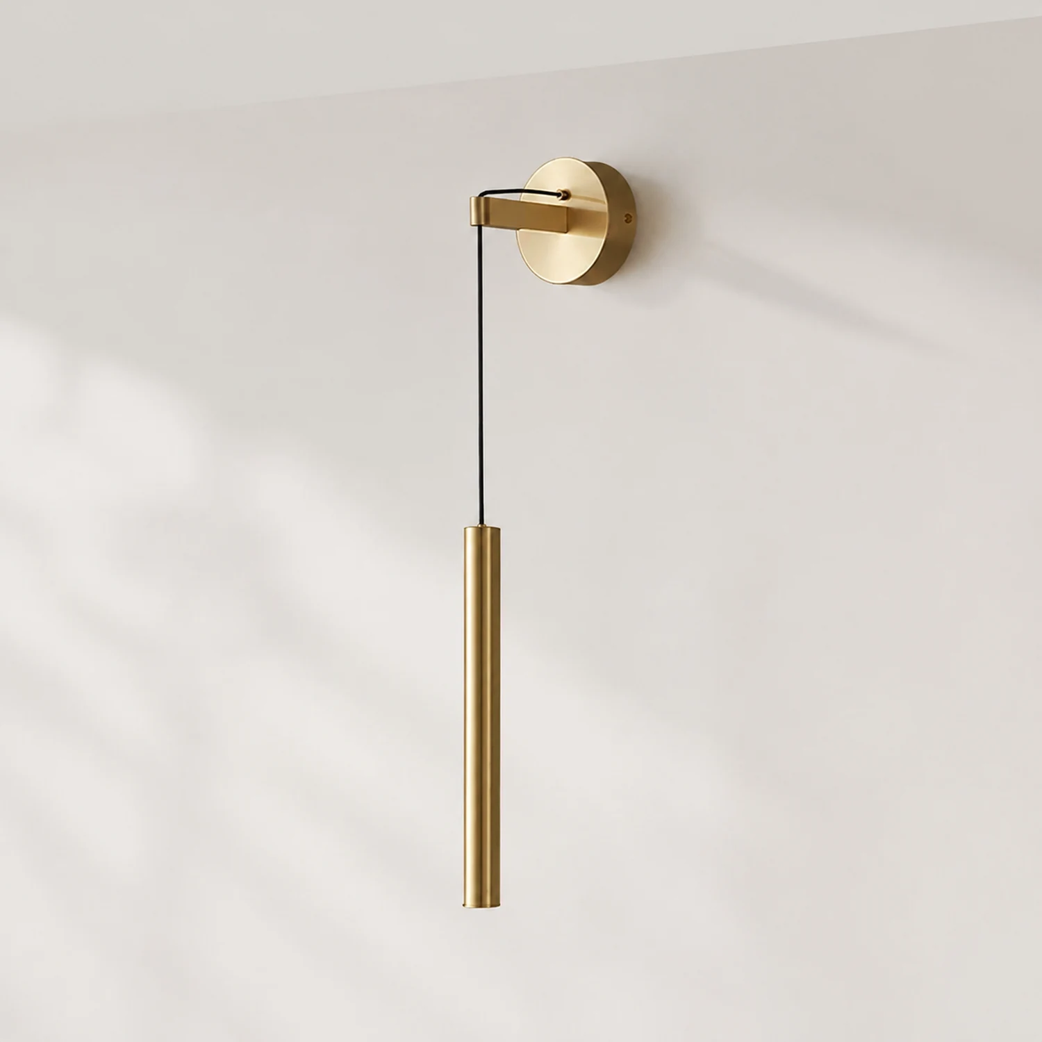 Brass Line Wall Light - Lumpaz