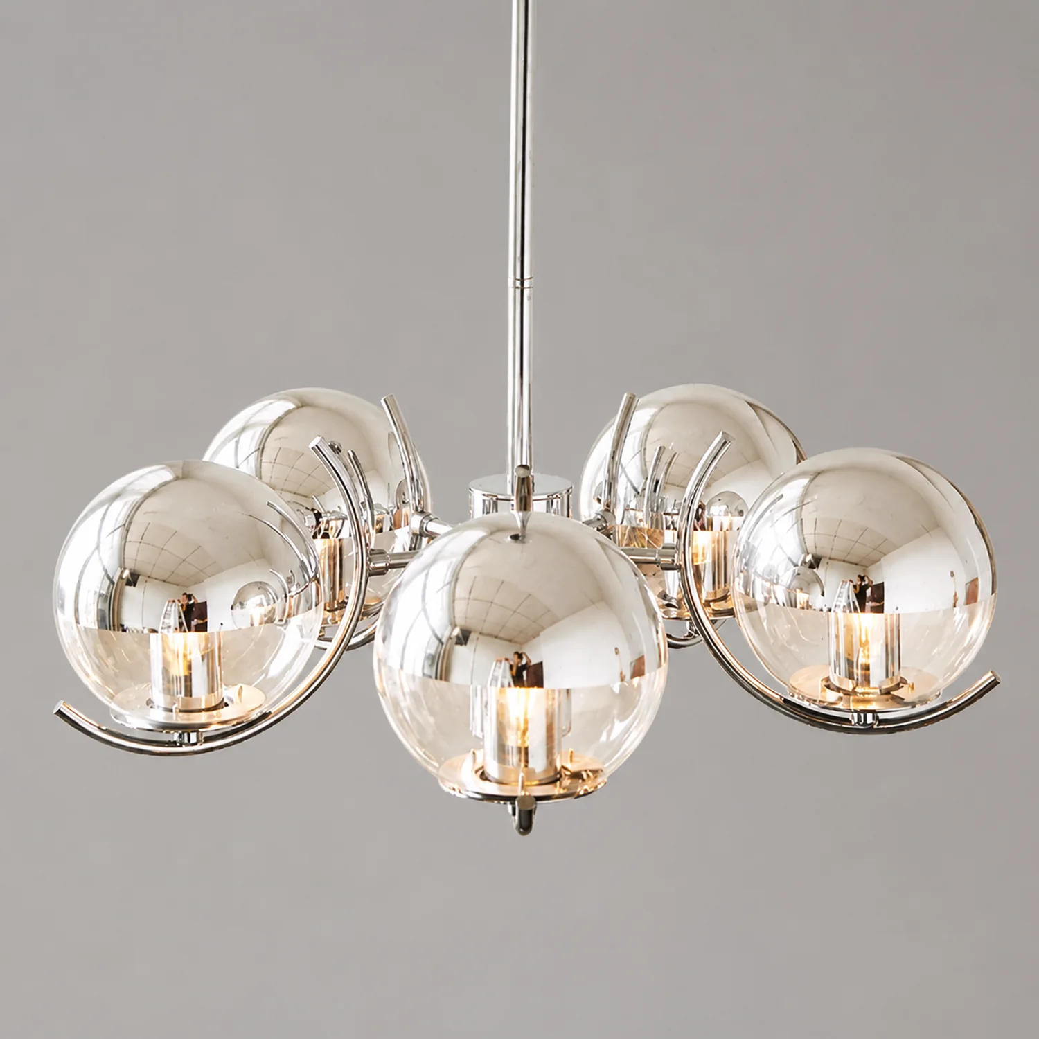 Modern Silver Glass Space Ball Chandelier - Lumpaz