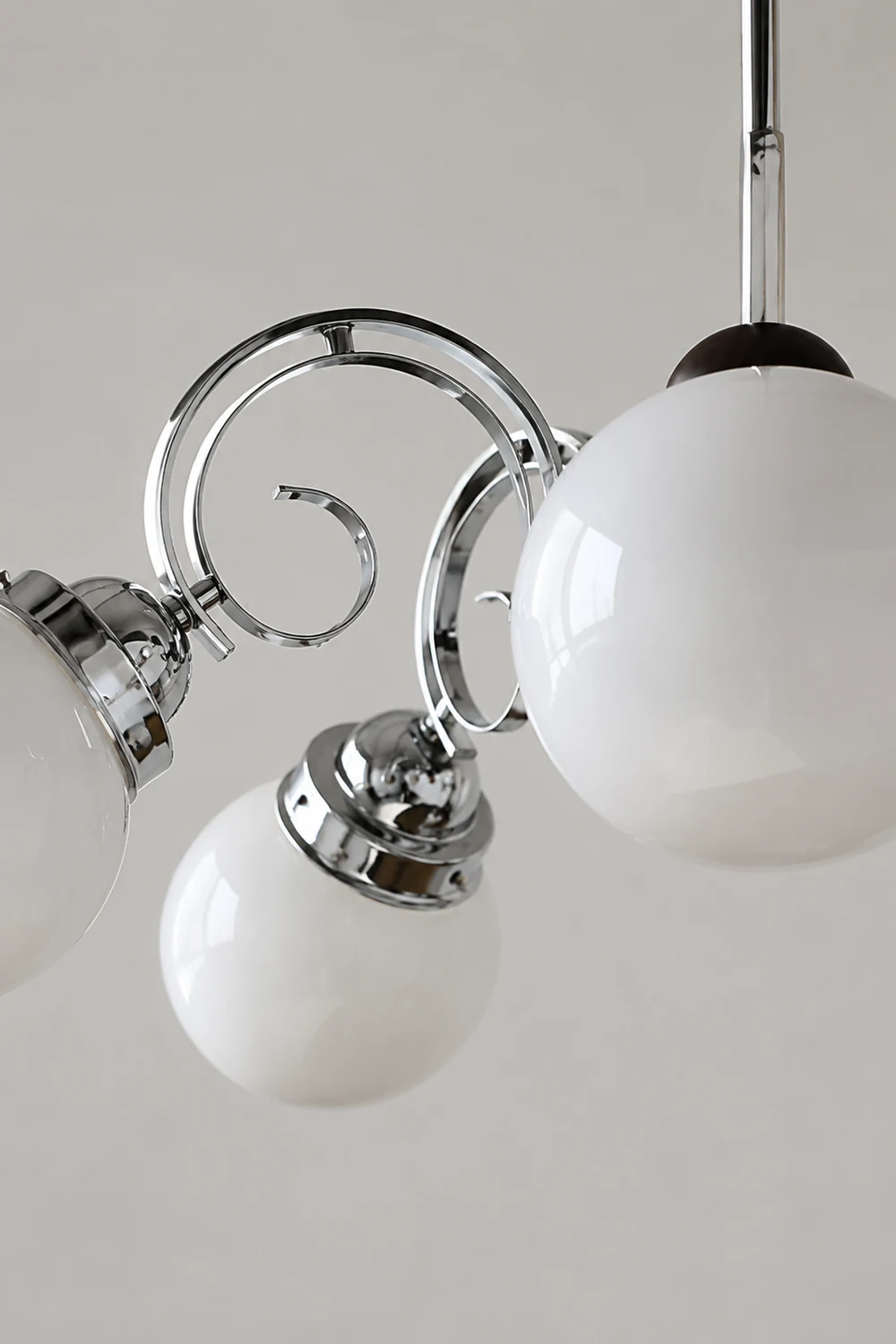 Vintage Kotter Cream Glass Chandelier - Lumpaz