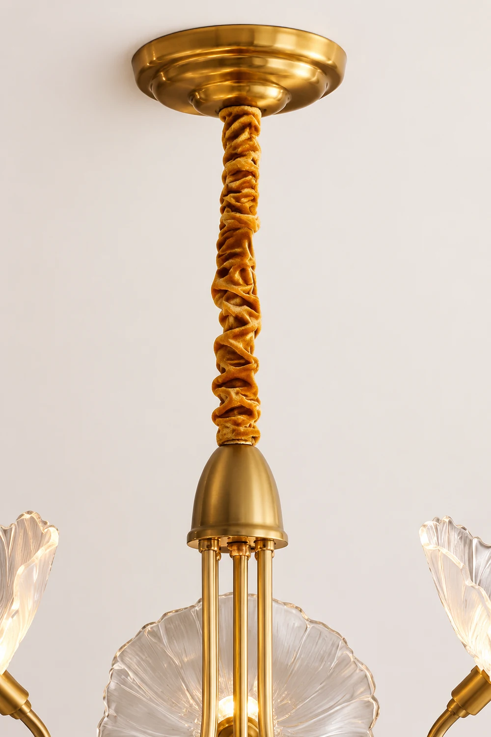 Modern Lotus Leaf Glass Living Room Chandelier - Lumpaz