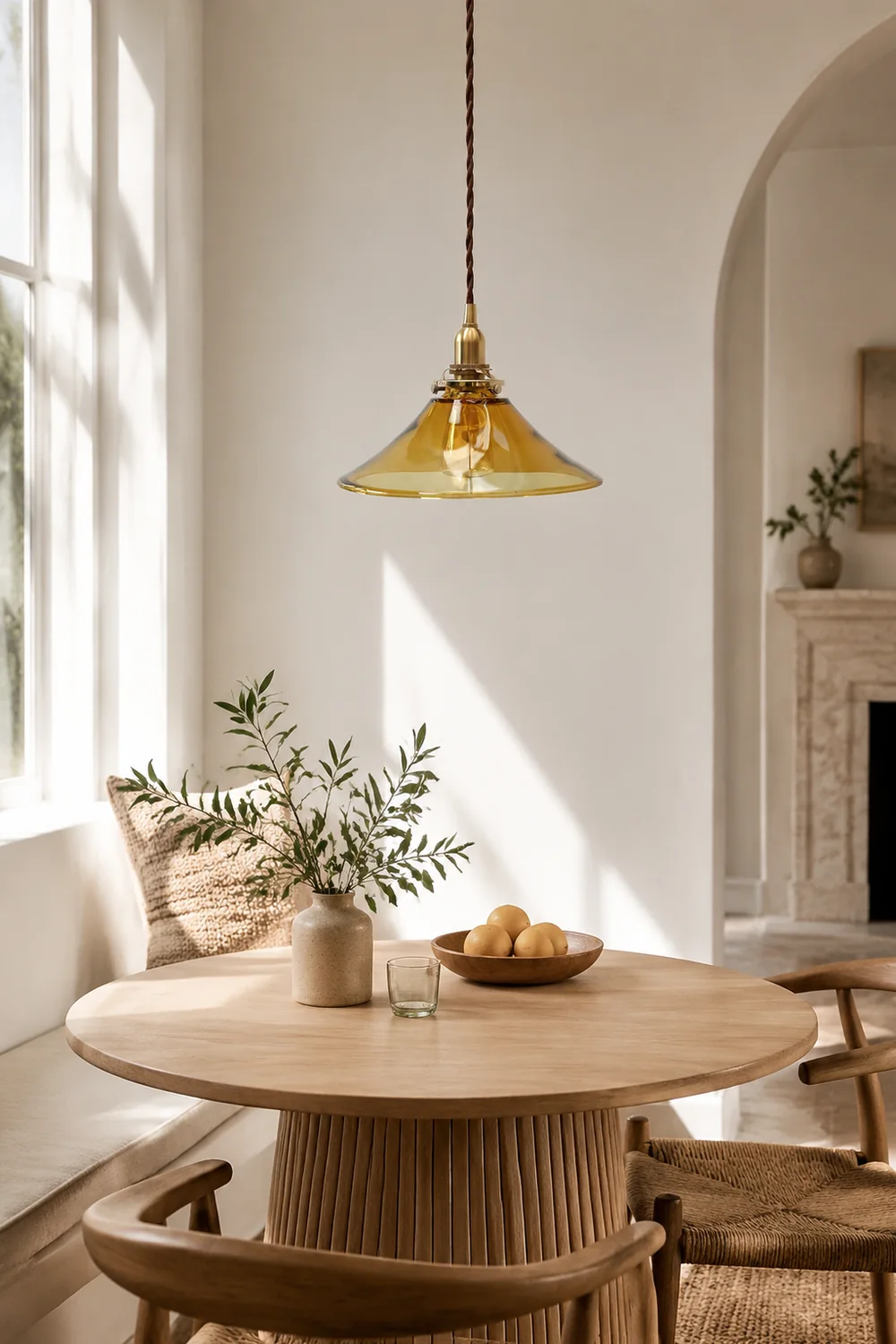 Vintage Single Head Retro Amber Glass Pendant Light - Lumpaz