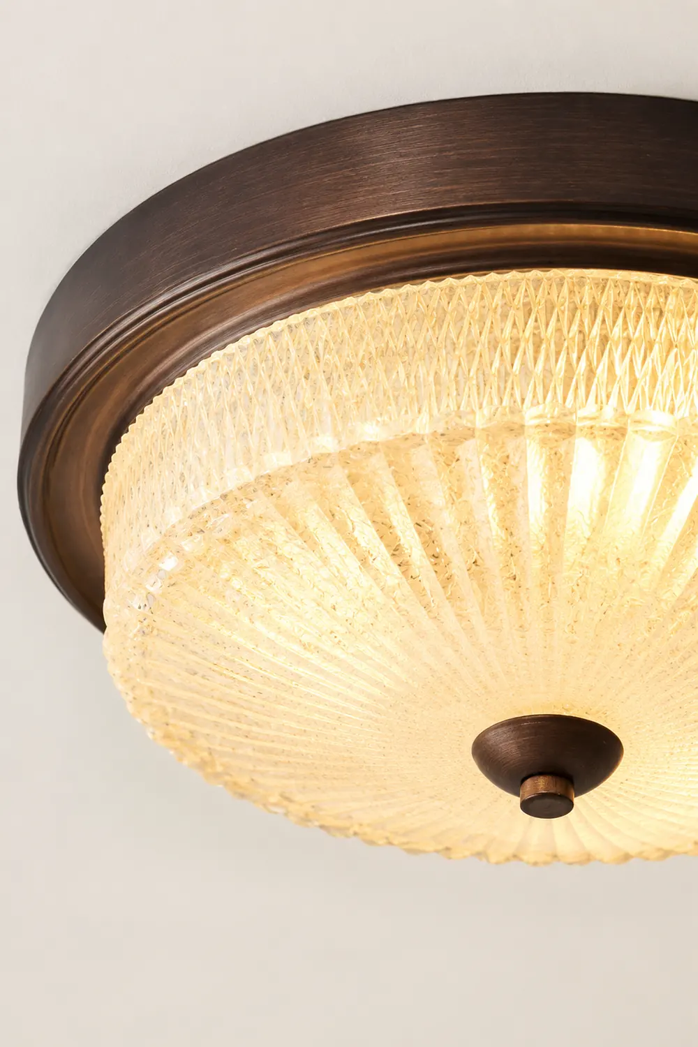 Retro Round Bedroom Ceiling Lamp - Lumpaz