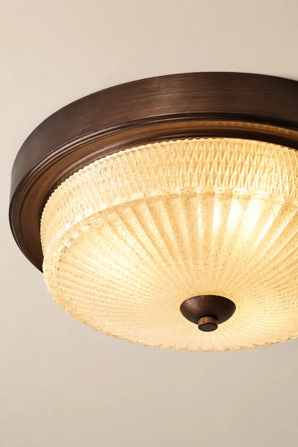 Retro Round Bedroom Ceiling Lamp - Lumpaz