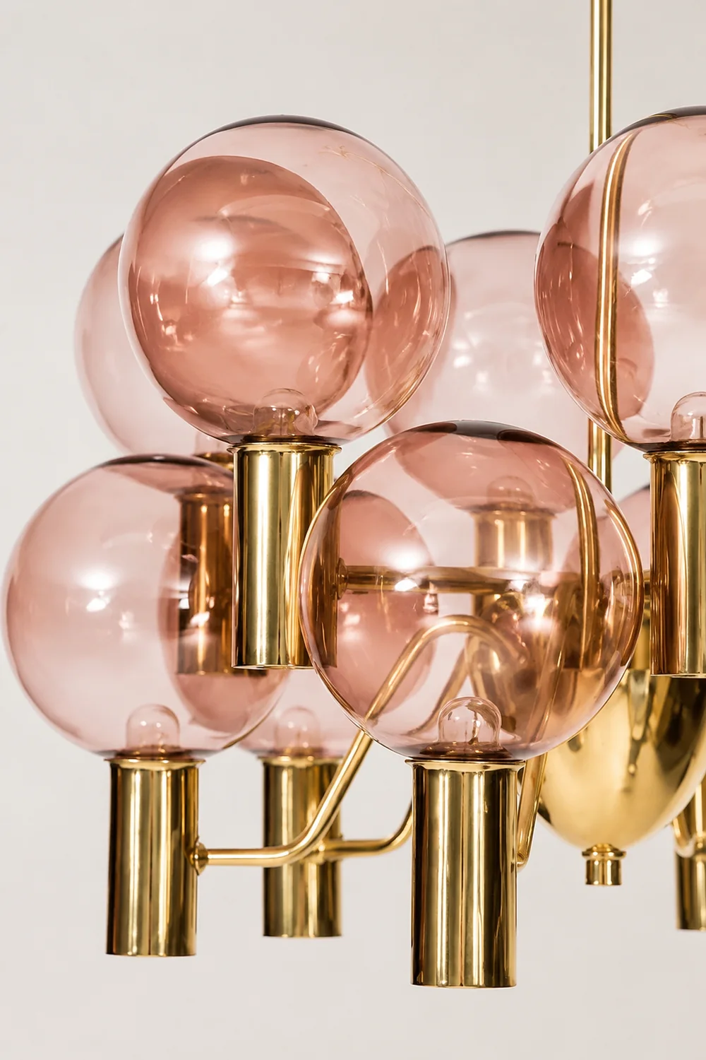 Contemporary Pink Glass 12-Bulb Decorative Chandelier - Lumpaz