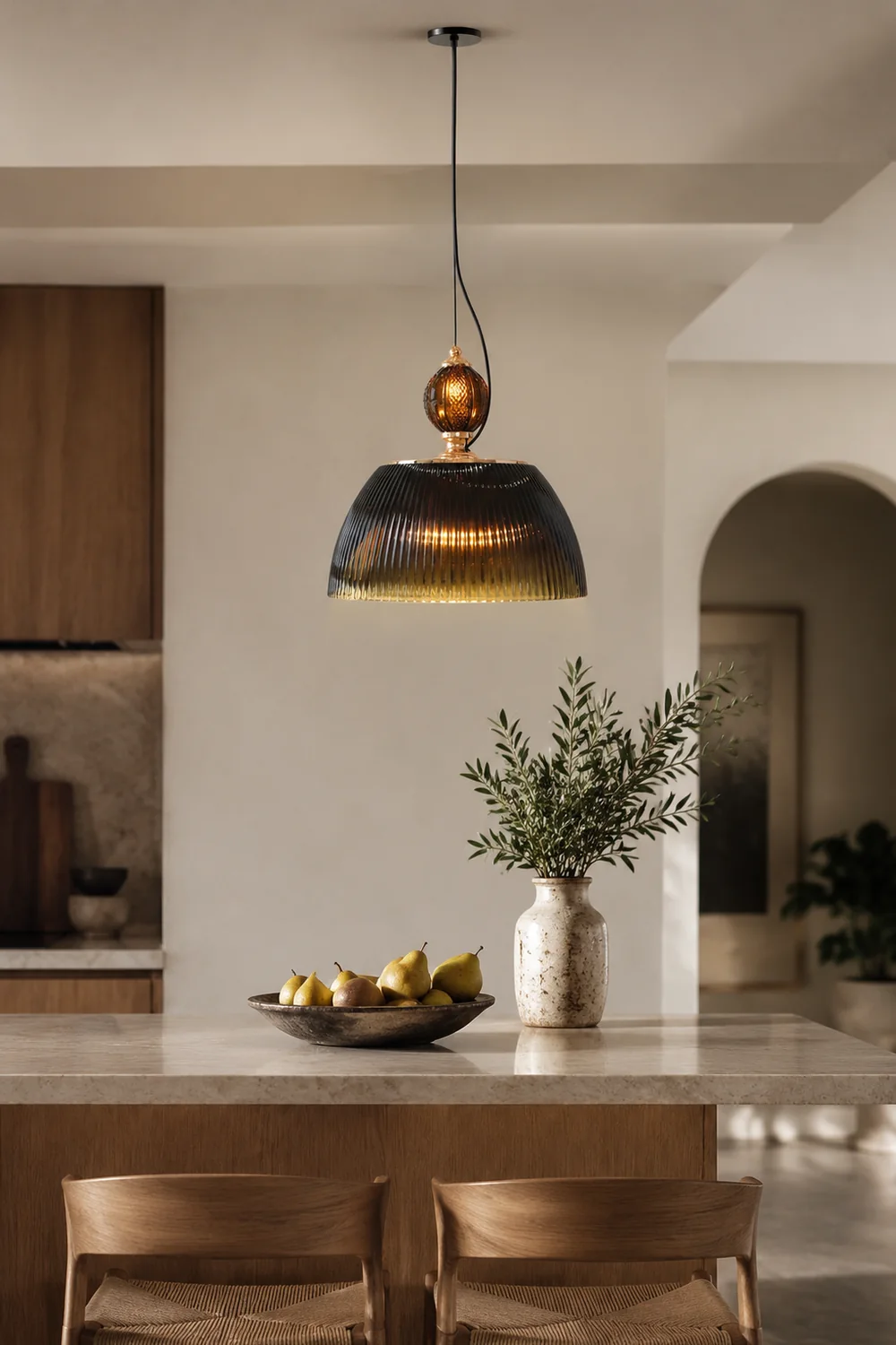 Retro-Inspired Green Glass Pendant Light - Lumpaz