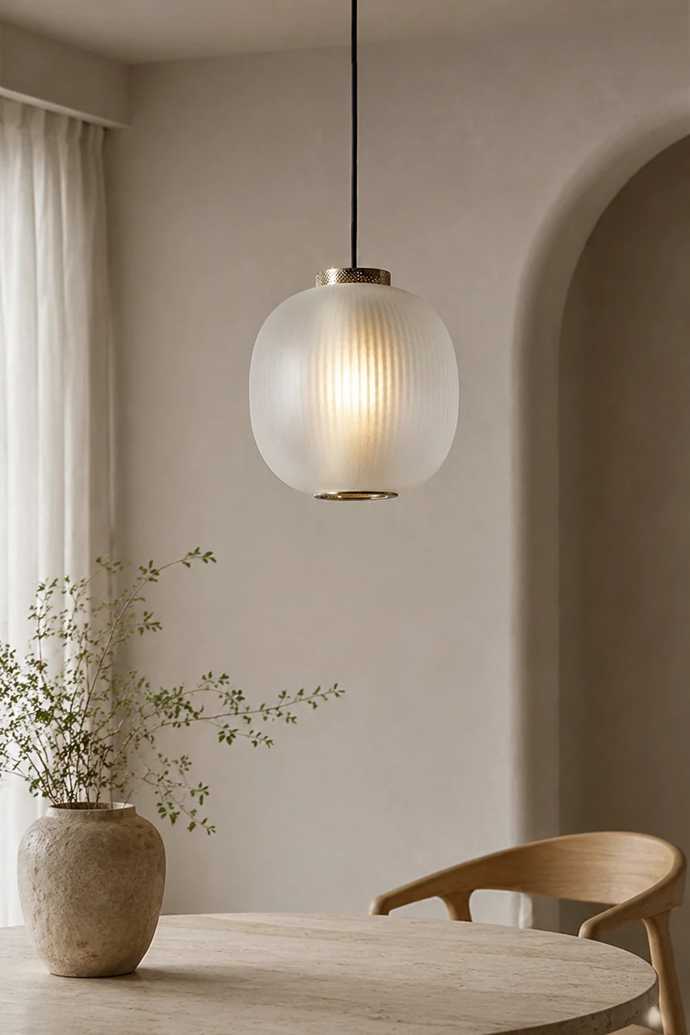 Retro Frosted Glass Lantern Pendant Light - Lumpaz