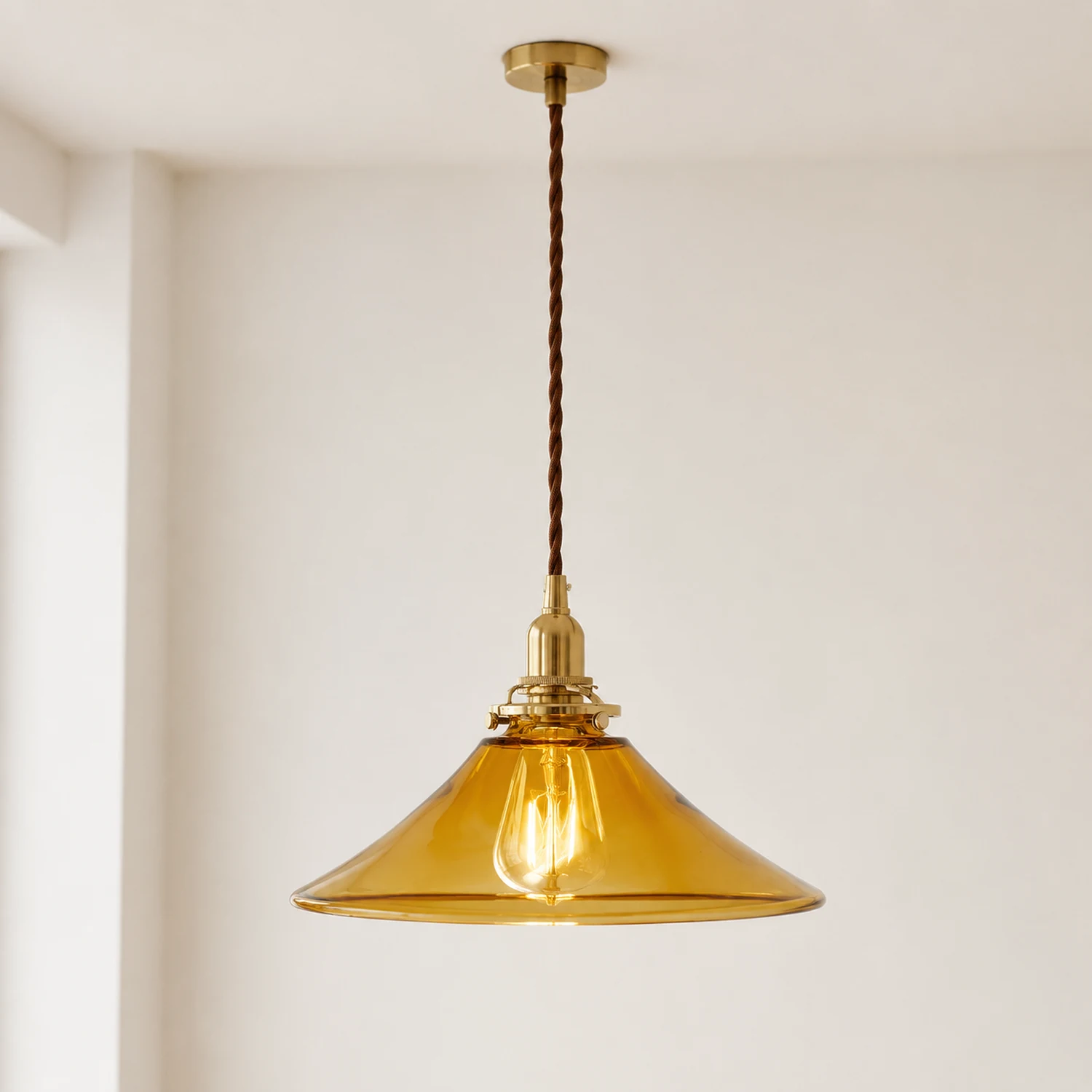 Vintage Single Head Retro Amber Glass Pendant Light - Lumpaz