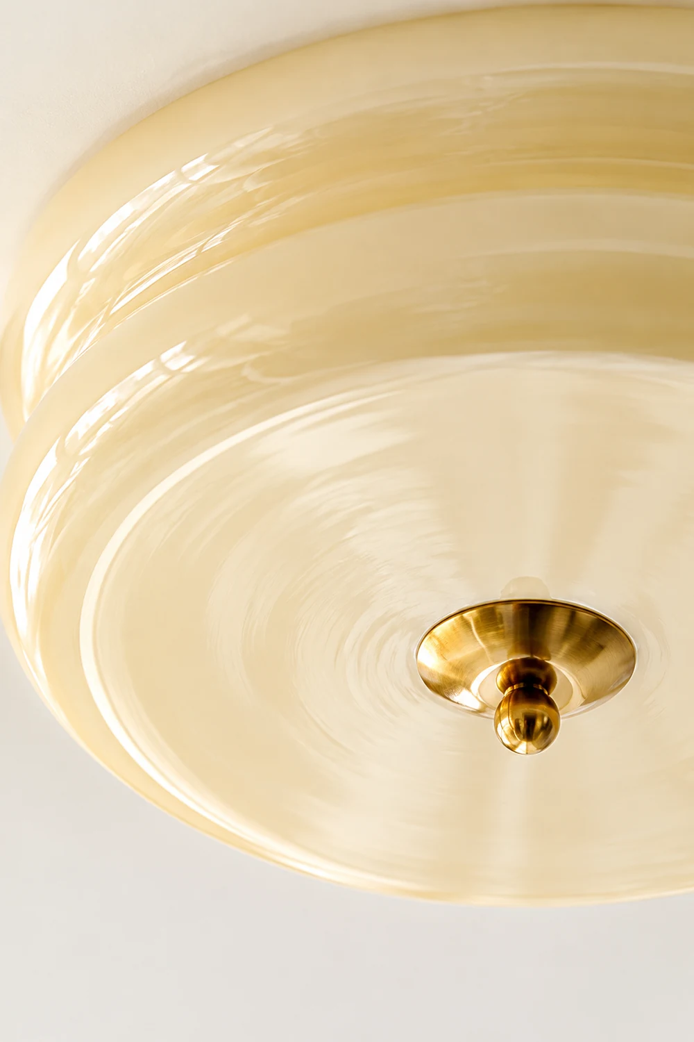 Art Deco Cream Cake Ceiling Light - Lumpaz