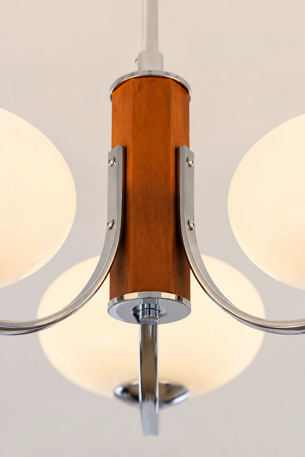 Medieval Bauhaus Solid Wood Chandelier - Lumpaz