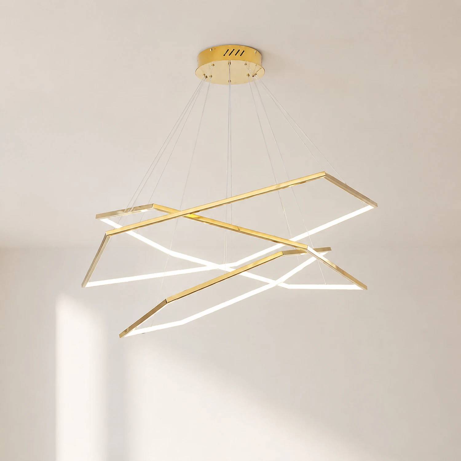 Modern Chic Geometric Polygon Pendant Light - Lumpaz
