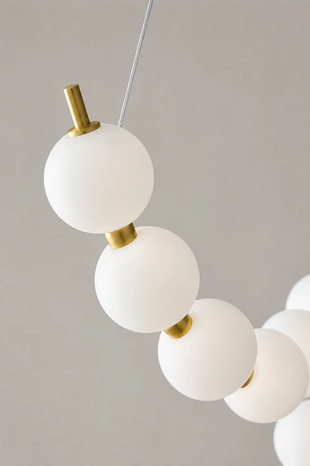 Unique Pearl Design White Ball LED Necklace Chandelier - Lumpaz