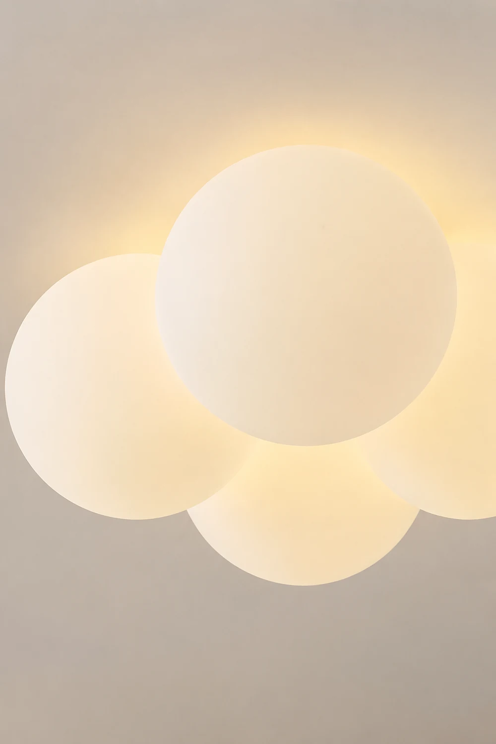 Modern White Cloud Bubbles Ceiling Light - Lumpaz