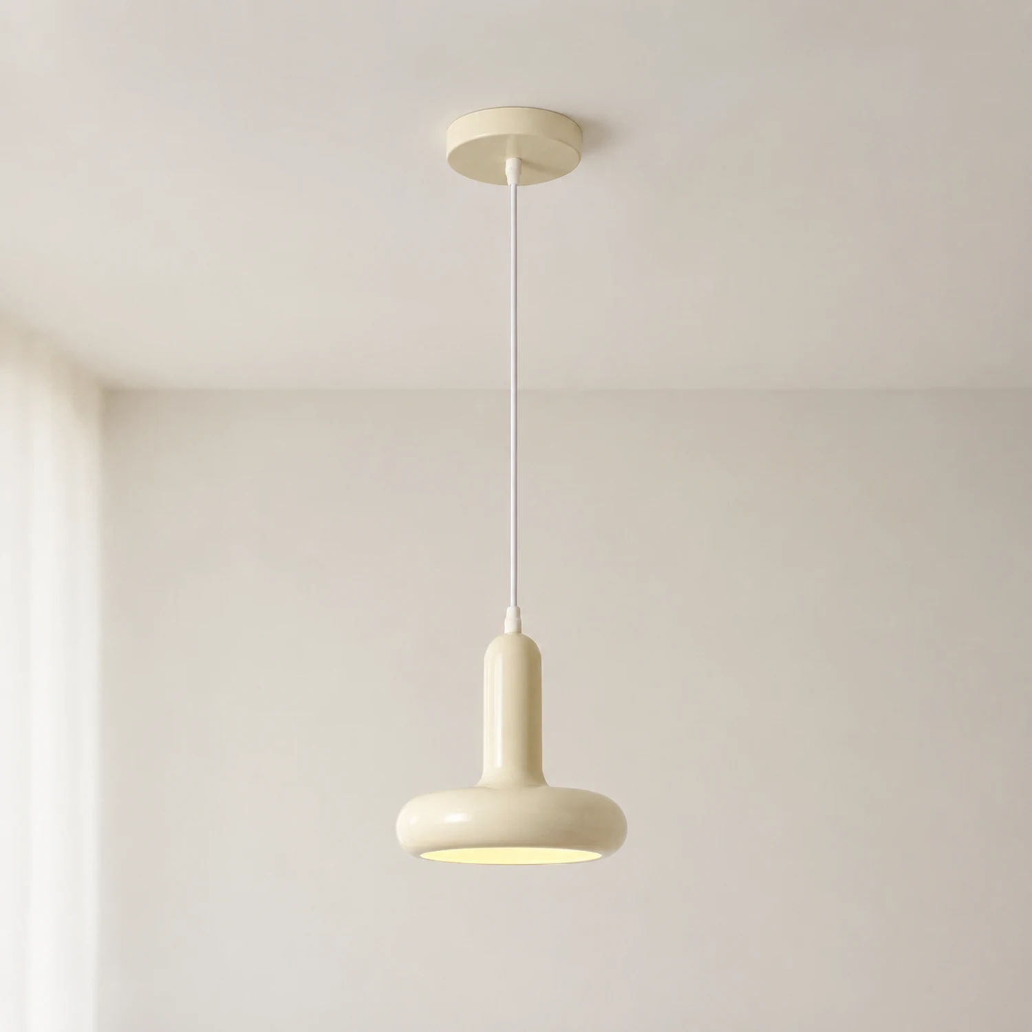 Bauhaus Puck Creamy Pendant Light - Lumpaz