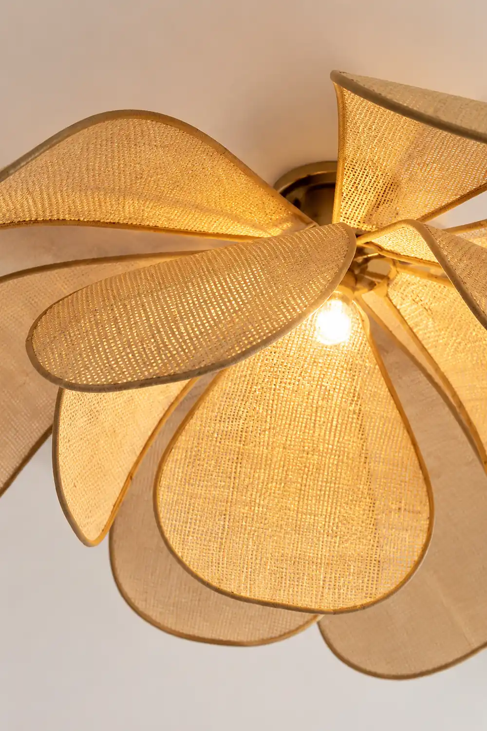 Vintage Petal Rattan Ceiling Pendant Light - Lumpaz