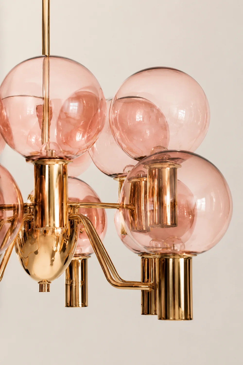 Contemporary Pink Glass 12-Bulb Decorative Chandelier - Lumpaz