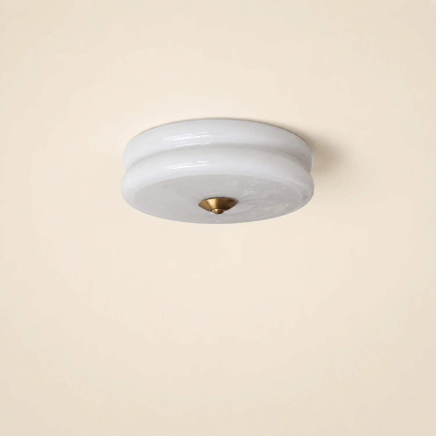 Art Deco Cream Cake Ceiling Light - Lumpaz