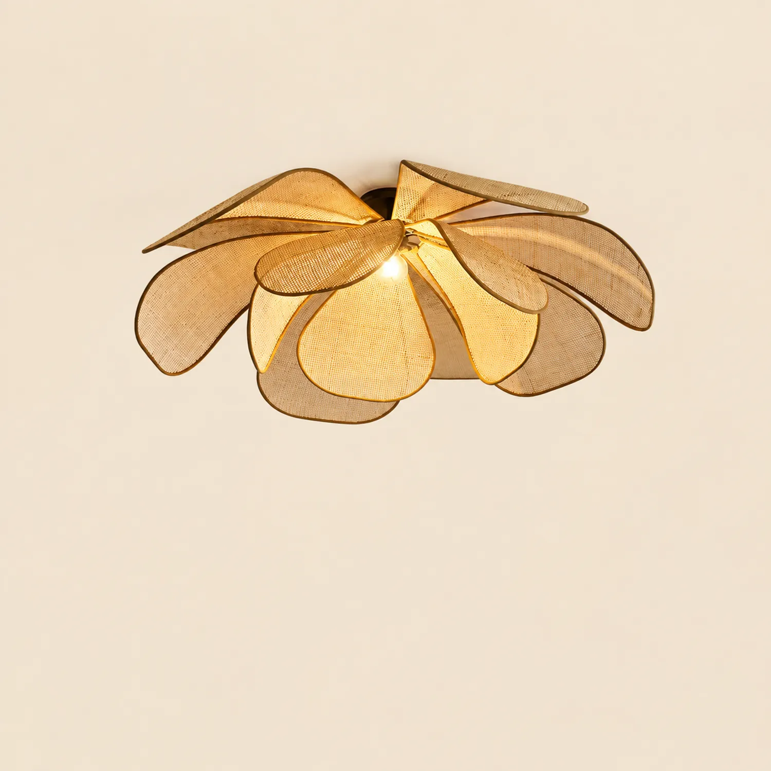 Vintage Petal Rattan Ceiling Pendant Light - Lumpaz