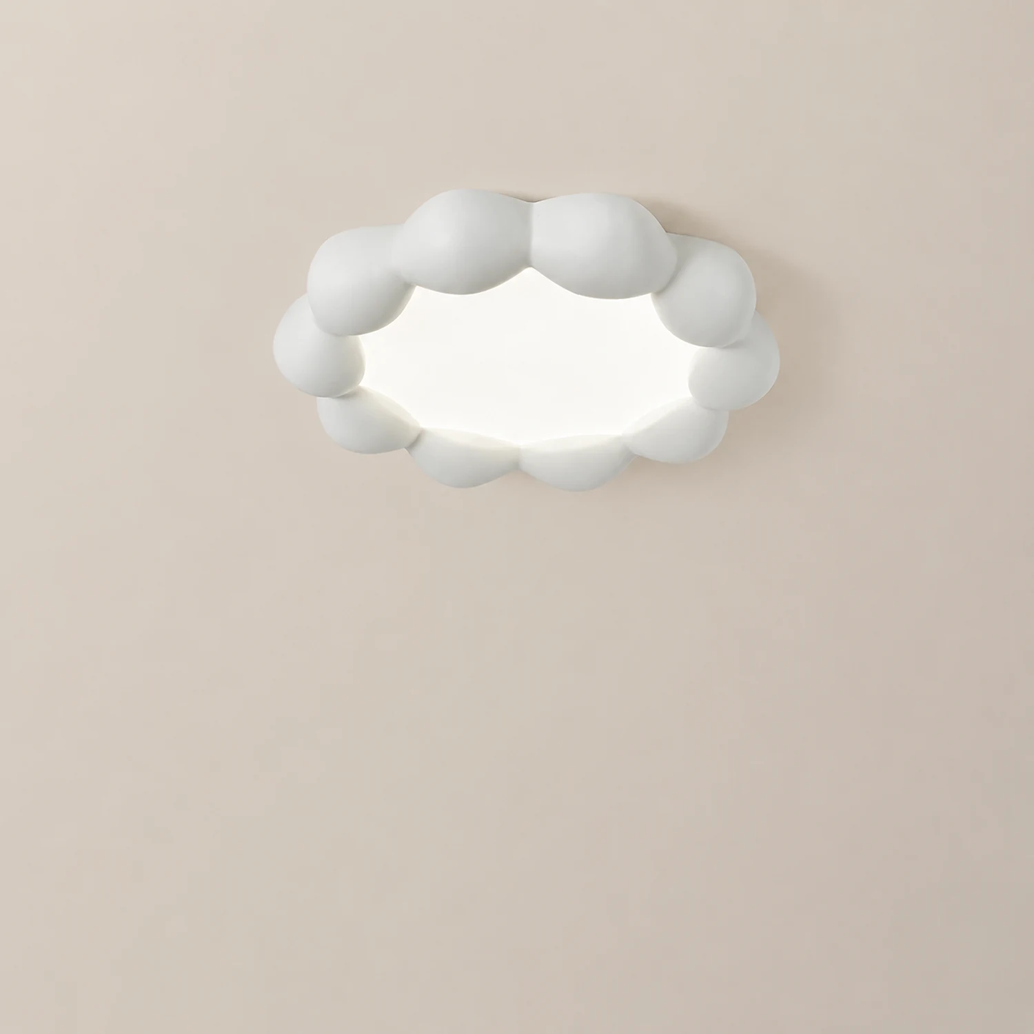 Minimalist Modern Resin Ceiling Light - Lumpaz